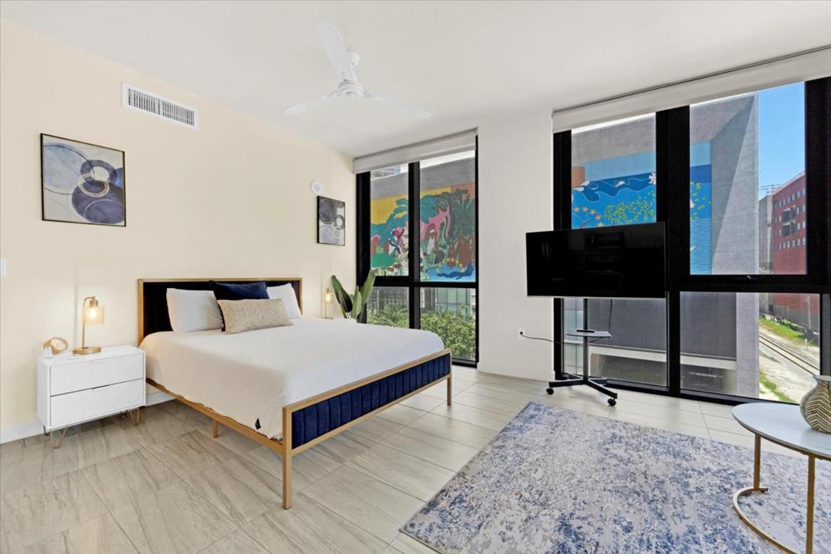 Devereaux Miami Luxury One-Bedroom And Studios Екстер'єр фото