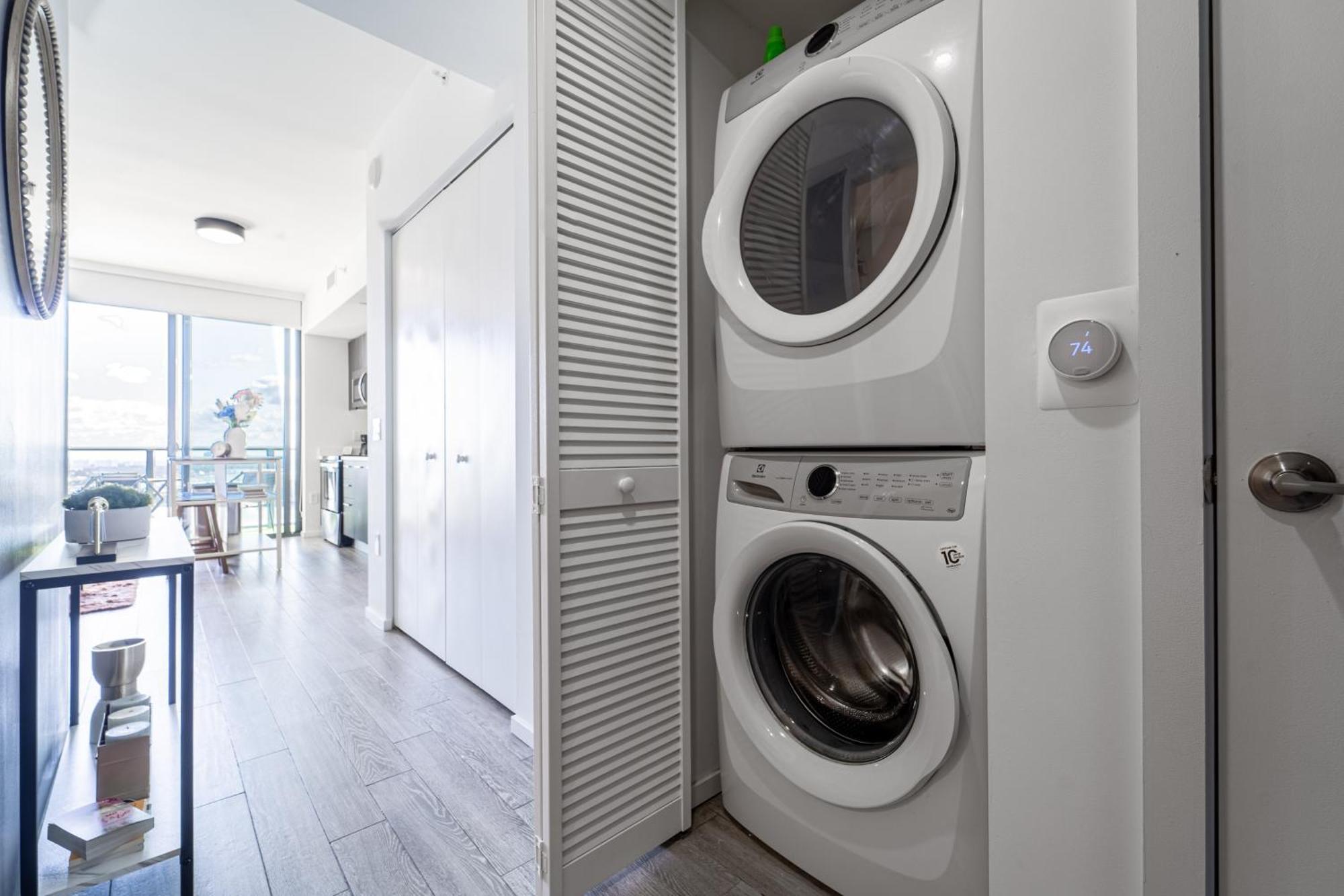 Devereaux Miami Luxury One-Bedroom And Studios Екстер'єр фото