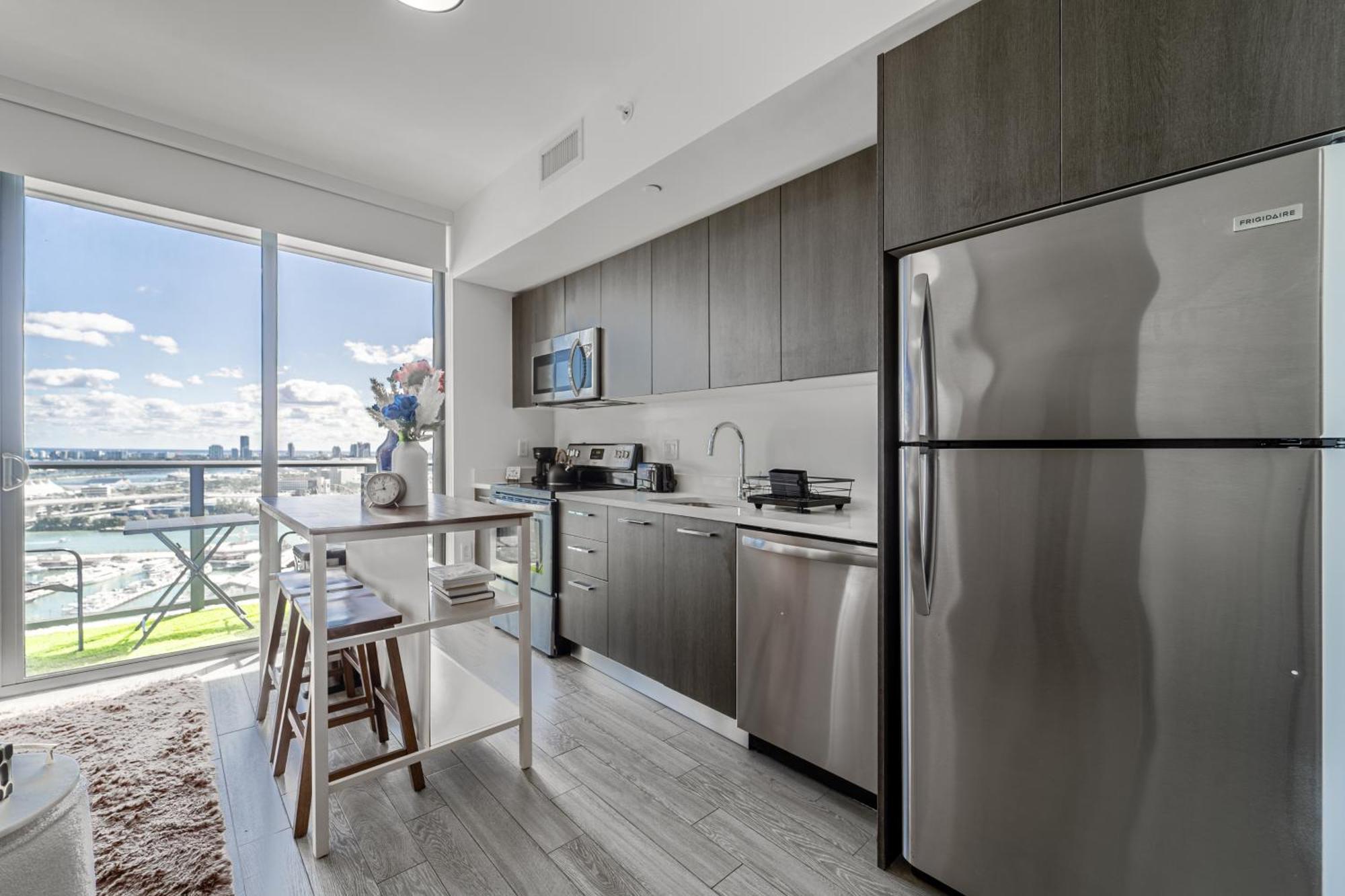 Devereaux Miami Luxury One-Bedroom And Studios Екстер'єр фото