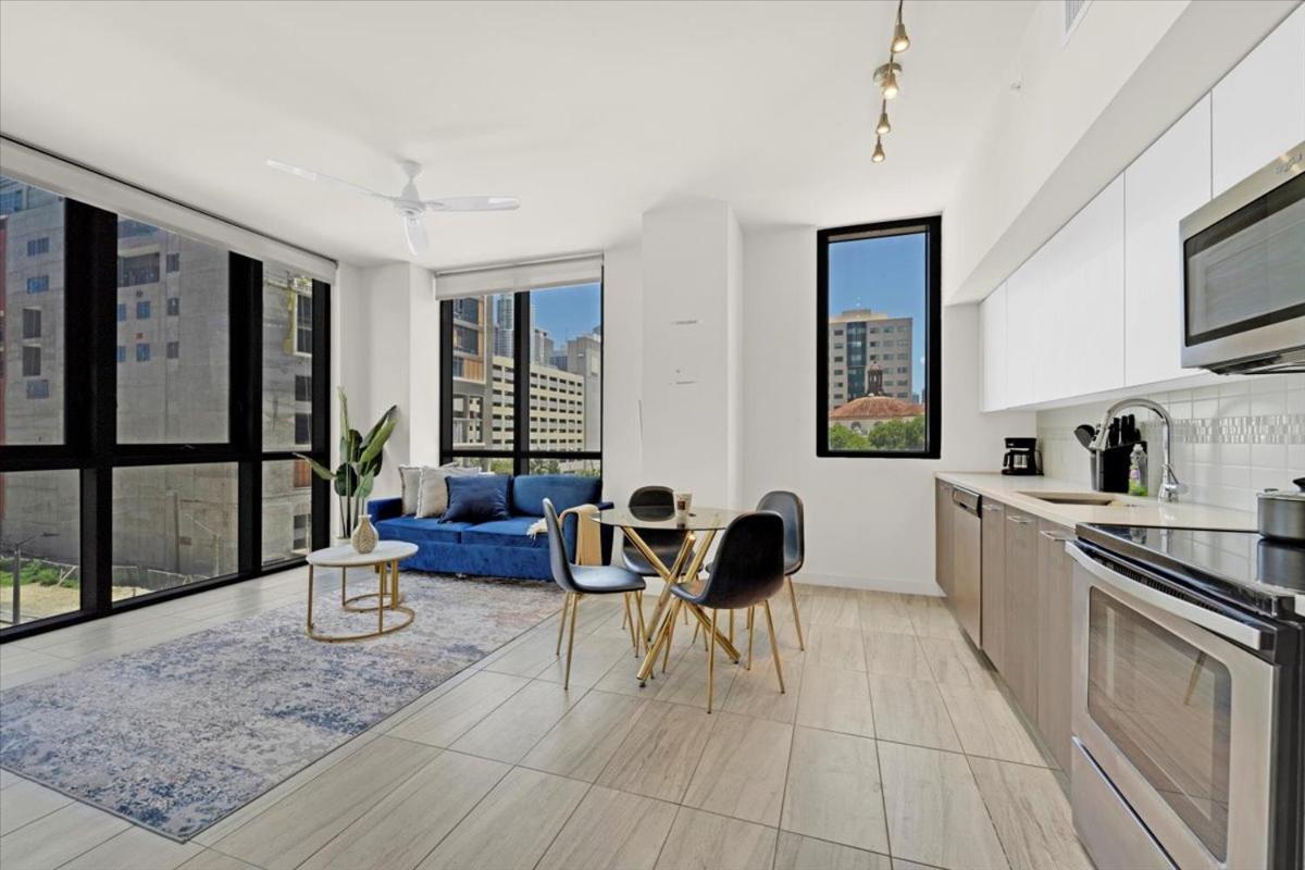 Devereaux Miami Luxury One-Bedroom And Studios Екстер'єр фото